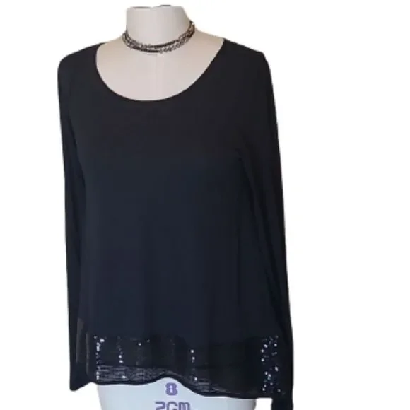 🎄🎄🎄Bcbg Maxazria sz Sm Sequin Trim RoseAnn Top in Black - Picture 1 of 8